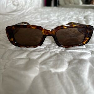 Rectangular fashion sunglasses